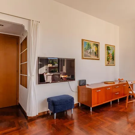Domus Olimpico Apartman
